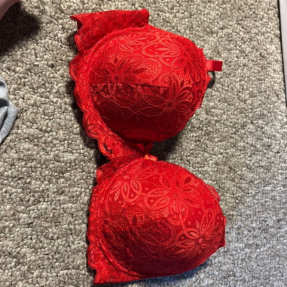Red Bra size 36D